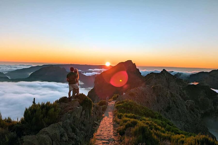 Pico do Arieiro in 4h: Immersive Private Experience (Cabrio) - What the private guide adds
