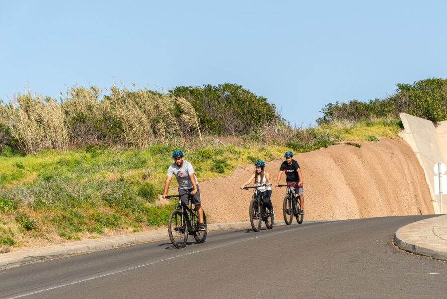 Ponta do Pargo: Madeira E-Bike Rental - The final downhill section