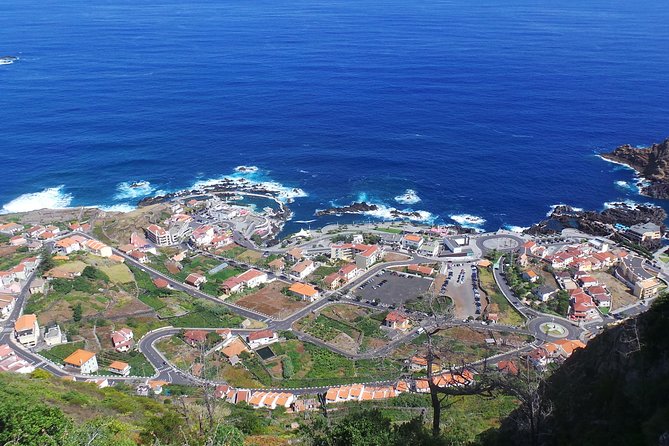 Porto Moniz, Seixal, Fanal Forest, Cliff Skywalk in Open Roof 4X4 - Fanal Forest and its old laurel trees