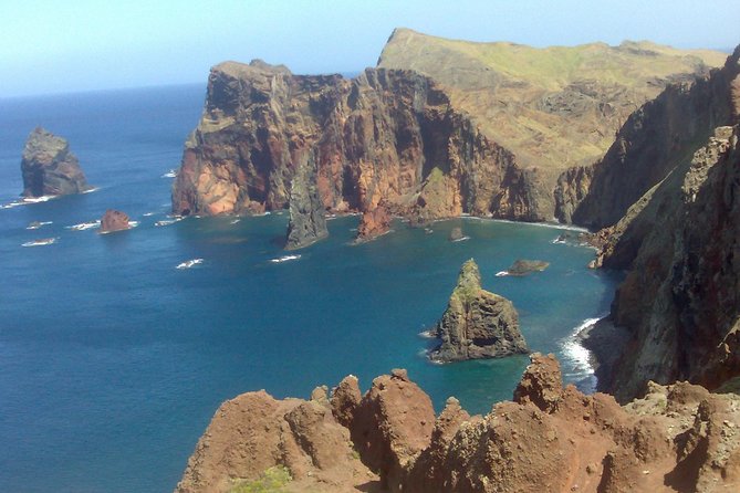 Private - Balcões Walk & A-Framed Houses Tour - Guindaste viewpoint opens the north coast