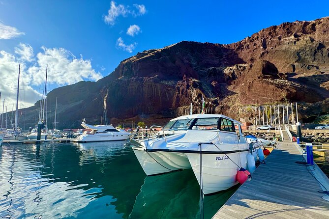 Private Cruise to Calheta and Caniçal Coasts - Morning, afternoon, or sunset?