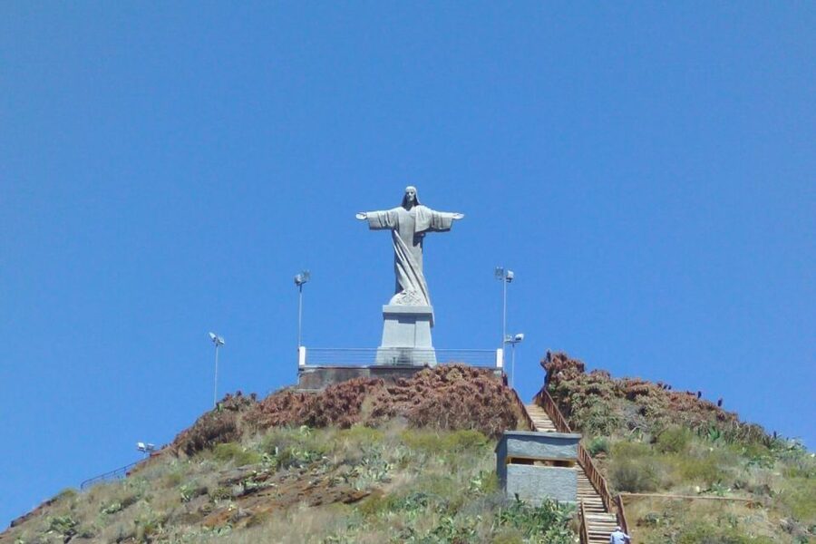 Private Tour: Guided Tuk Tuk Tour of Garajau and Cristo Rei - Pináculo Viewpoint and the Bay Below