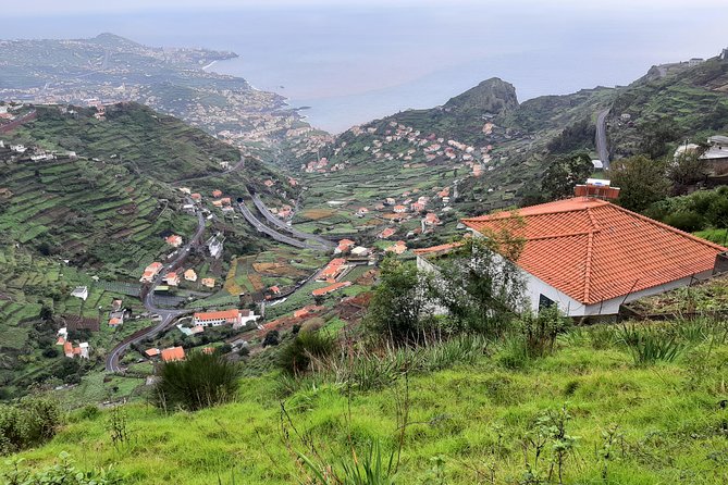 Private Tour Halfday South Madeira - What the guide adds to the drive