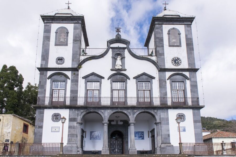 Private tour:Tuk Tuk Ride to Monte Funchal Toboggans - The toboggan ride: short, odd, and memorable