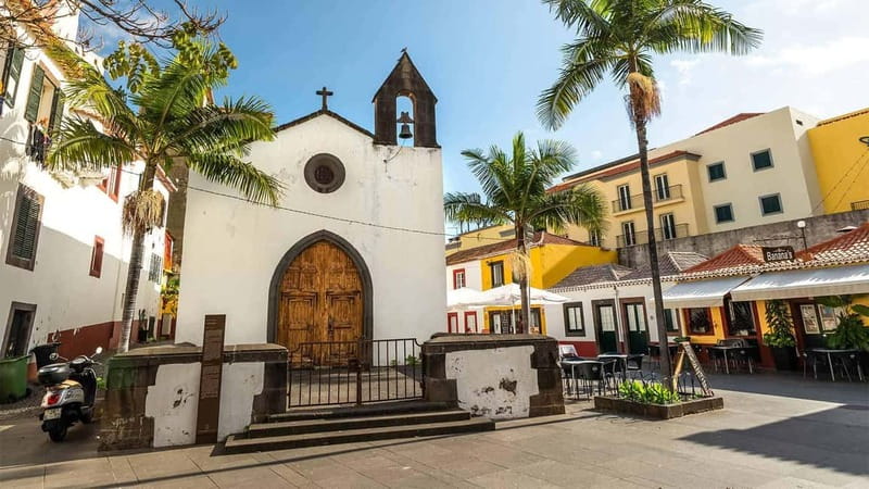 Private Vespa Tour Funchal & Câmara Lobos (3hrs) - Sé Cathedral and Pico dos Barcelos