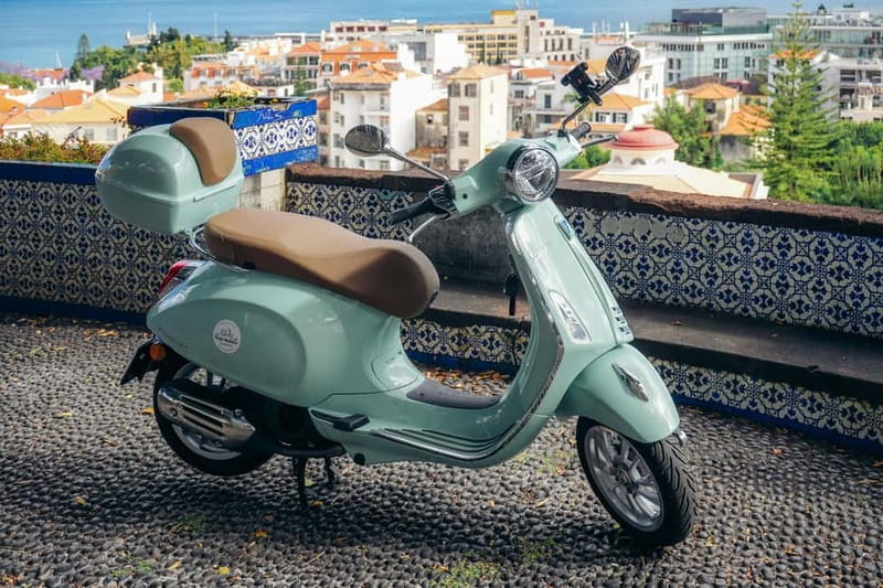 Private Vespa Tour Funchal & Câmara Lobos (3hrs) - What the $68 price includes