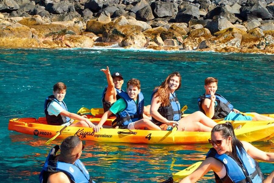 Quinta do Lorde: Kayak Experience in Ponta de São Lourenço - Paddling beneath the cliffs