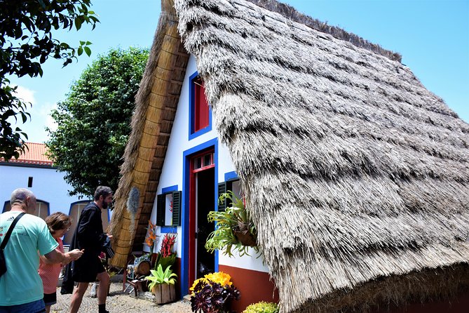 Santana / Typical Houses Tour - Ponta São Lourenço: Madeira’s eastern edge