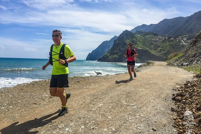 Sea 2 Mountain Running Tour (Moderate-Hard) - Vereda do Larano and the island’s changing views