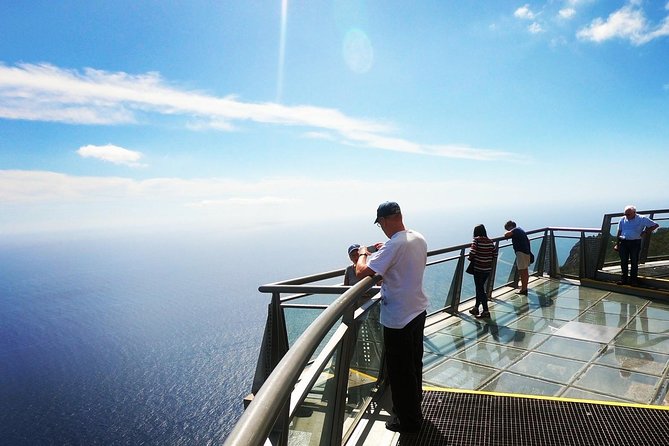 Skywalk, Amazing Views & Wine Tasting in Open Roof 4x4 Adventure - Why the open-roof Land Rover is the real attraction