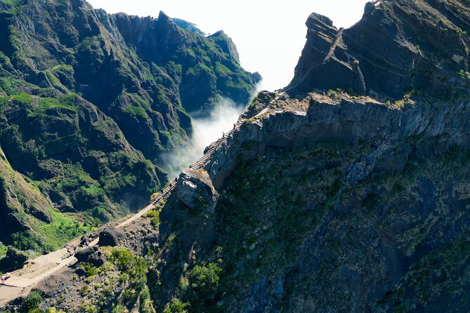 Stairway to Heaven: Pico do Areeiro in Madeira Island - Pickup and the drive into Madeira’s mountains