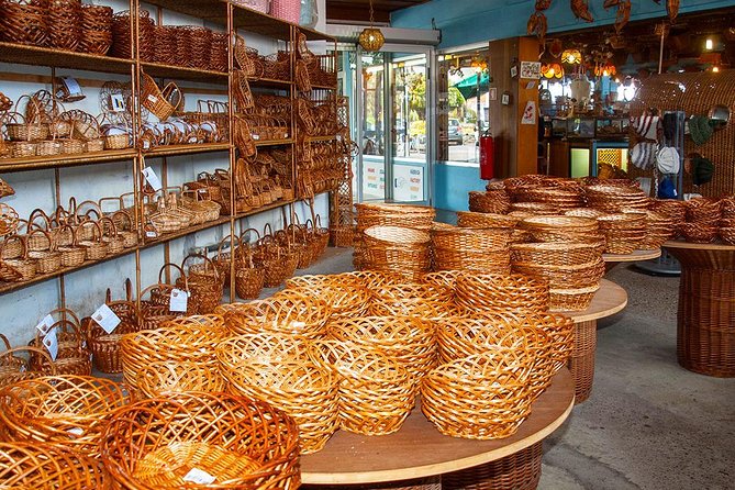 Sunday Market and Gardens Tour - Santa Cruz and the Seaside Promenade