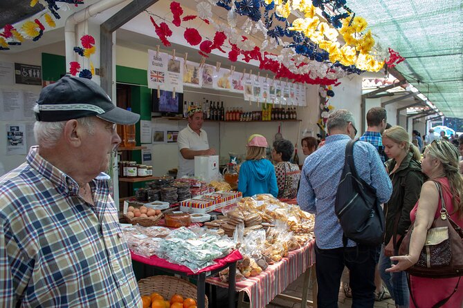 Sunday Market Tour - Madeira Island Excursion - A Sunday morning in Santo da Serra