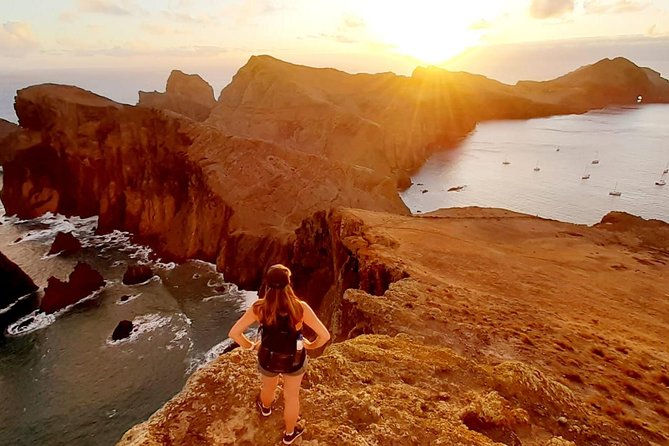 SUNRISE guided HIKE in Ponta de São Lourenço Natural reserve PR8 - What the group size changes