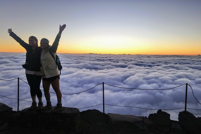 Sunrise Guided Hike PR1 Pico do Areeiro Pico Ruivo small group - Why the Pico do Areeiro sunrise is worth the alarm