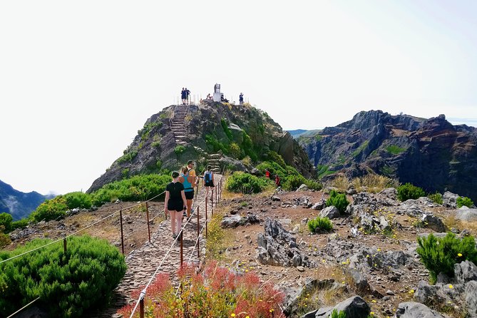 Sunrise Guided Hike PR1 Pico do Areeiro Pico Ruivo small group - Weather is part of the experience
