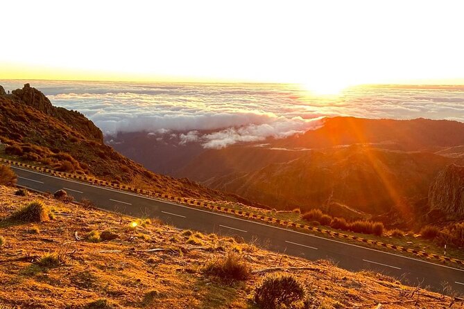 Sunrise Transfer To Pico Do Arieiro, Hike To Pico Ruivo & Return From Teixeira - Reaching Pico Ruivo at 1,862 meters