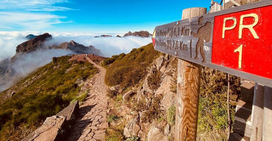 Transfer from Pico do Areeiro to Achada do Teixeira - A practical finish to a demanding Madeira hike