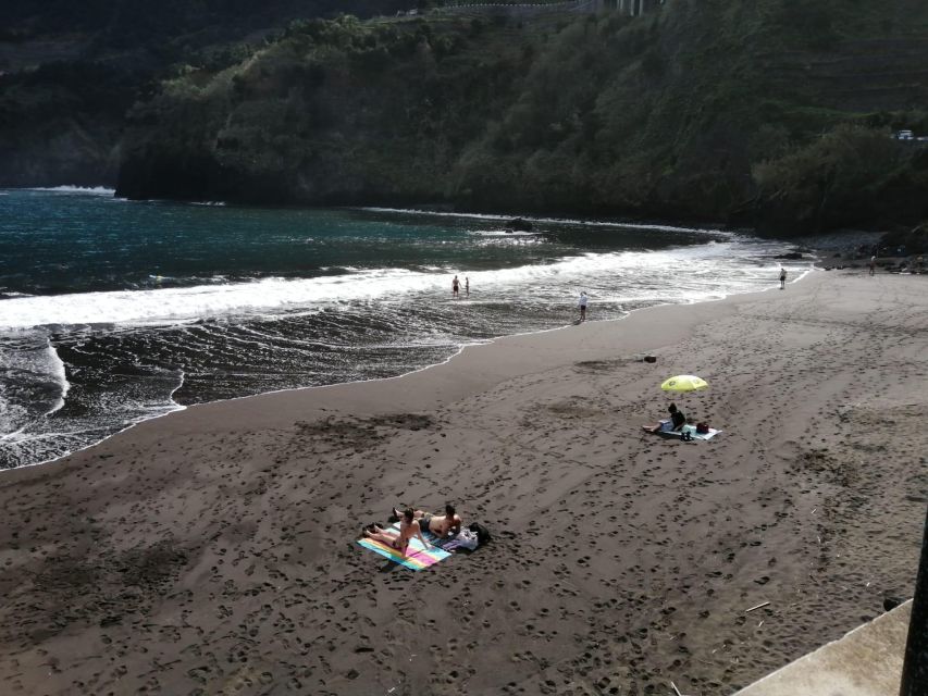 West Madeira:, Laurel Forest, Waterfall, Rock Pools, Walk - Câmara de Lobos, a quick start by the water