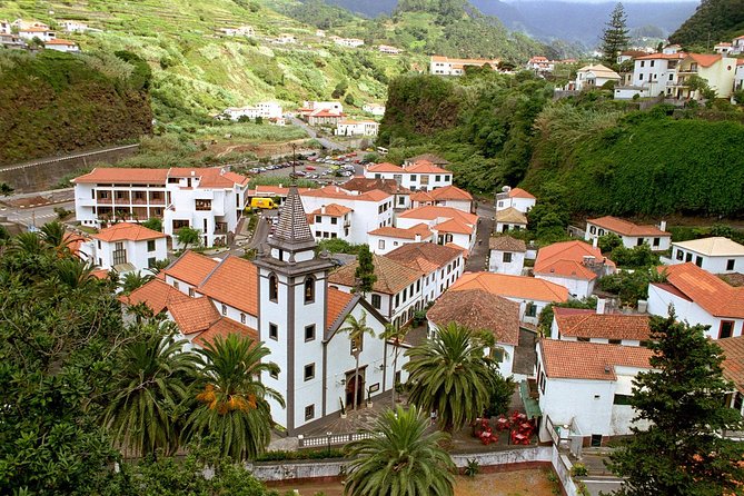 West of Madeira Tour - Cabo Girão and the 580-meter drop