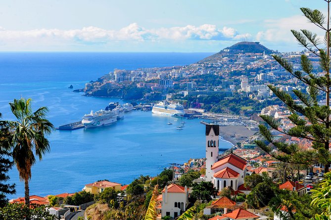 West Tour - Porto Moniz is the day’s main stop