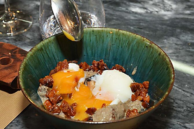 Wine, Dine & Indulge: premium wine & food tour in Madeira - Why this Funchal food walk works