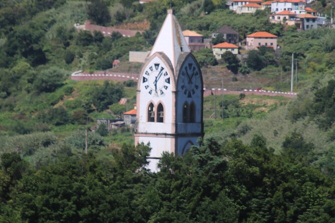 Wine taste, 4x4 Jeep Adventure and Cabo Girão Skywalk - Quinta do Barbusano and Madeira table wine
